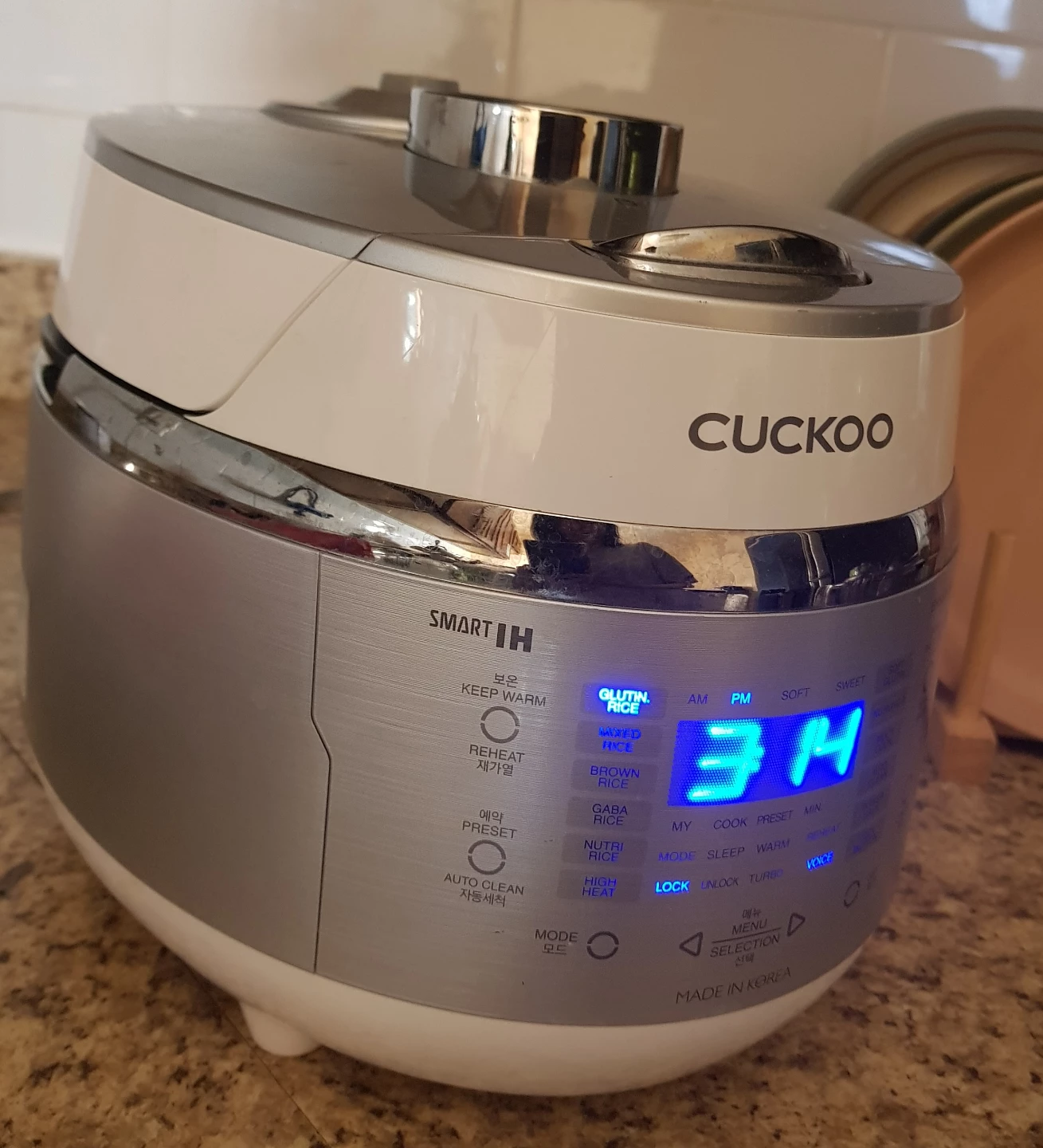 Cuckoo CRP-EHS0320FS IH Rice Cooker (3-person) - photo 3