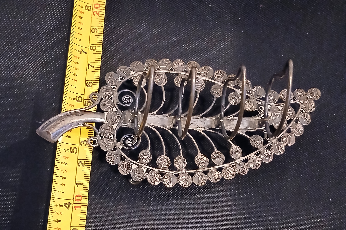Vintage Silver Leaf Shaped Toast Rack - photo 3
