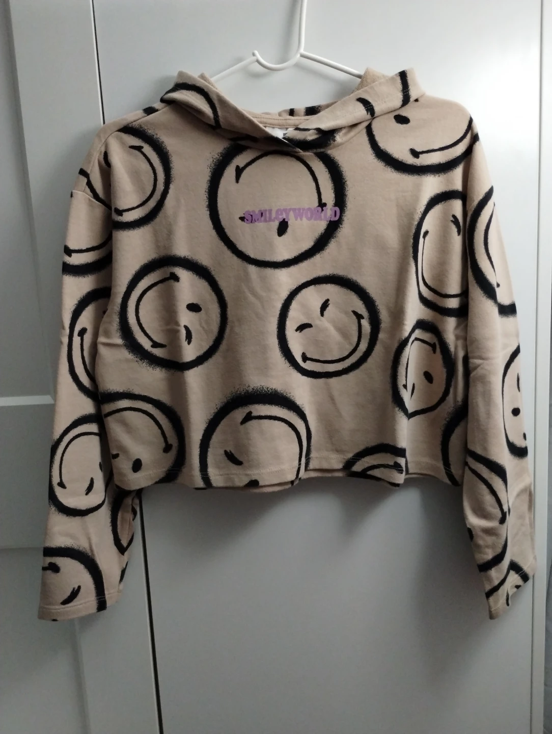 Smiley World x H&M Beige Cropped Hoodie