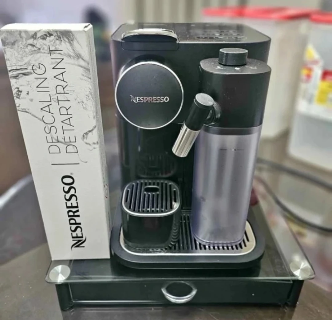 Nespresso Gran Lattissima Coffee Machine