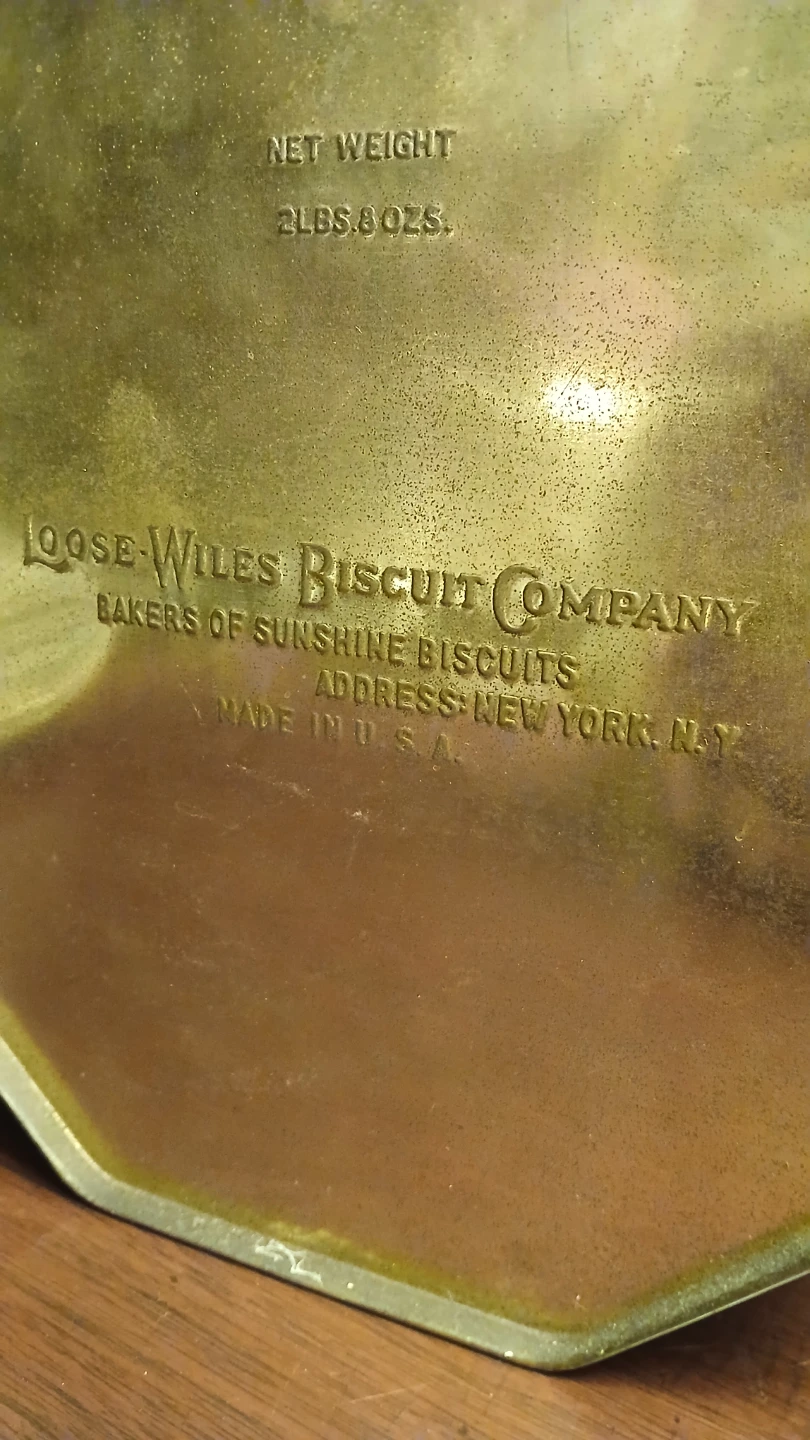 Vintage Loose-Wiles Biscuit Company Tin - photo 5