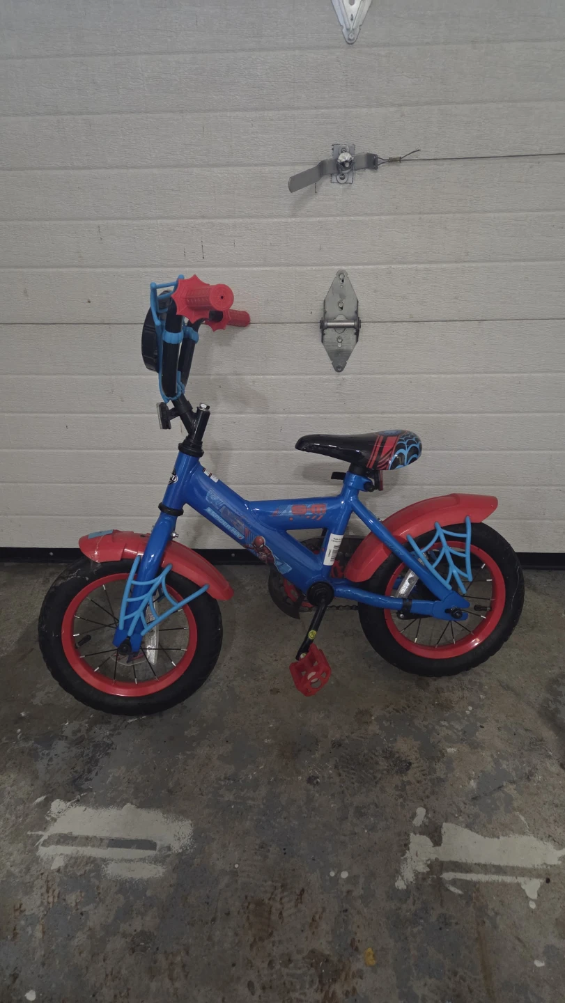 12" Kids Bicycle Spiderman design