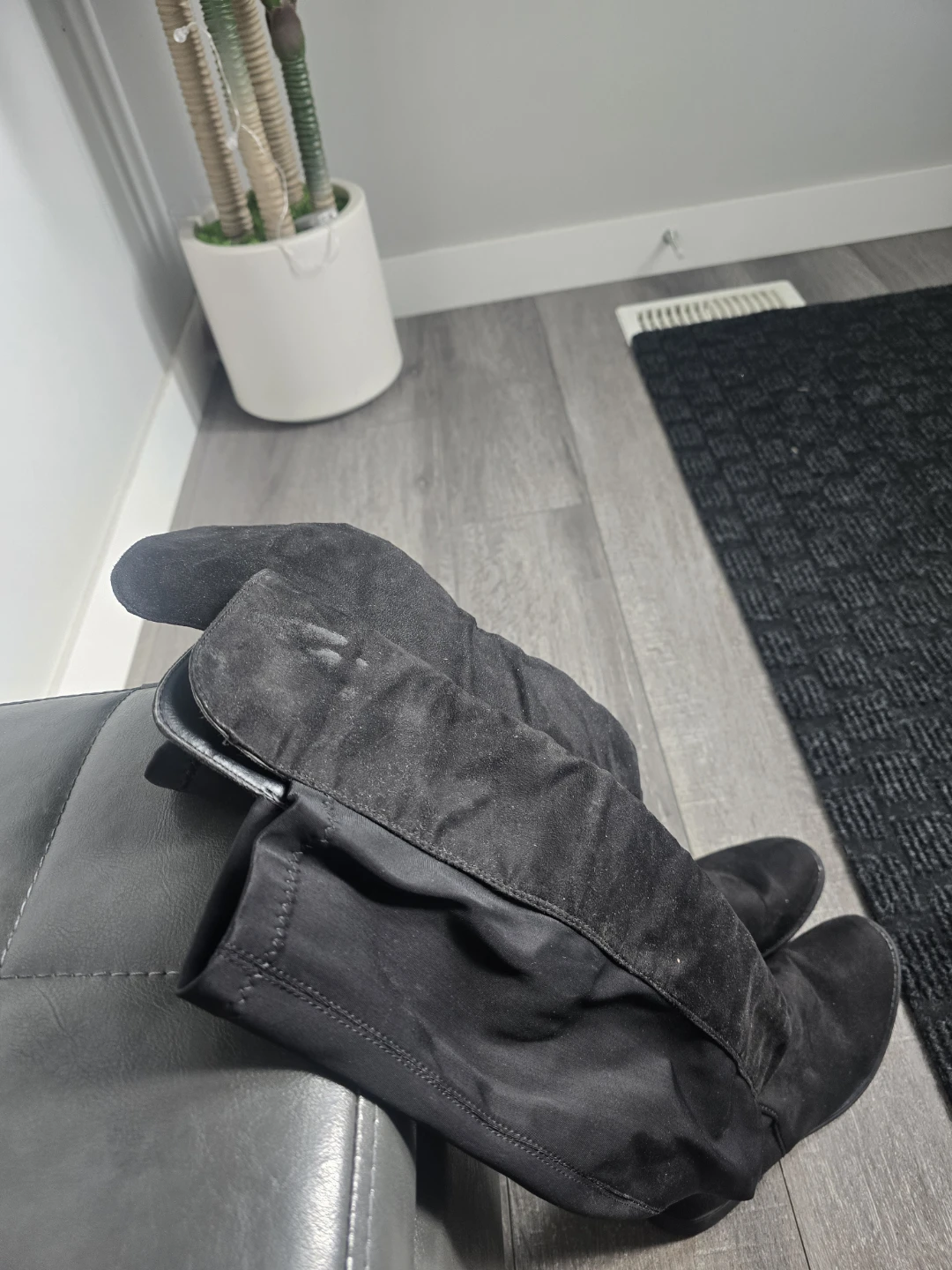 Black Faux Suede Knee-High Boots - photo 2