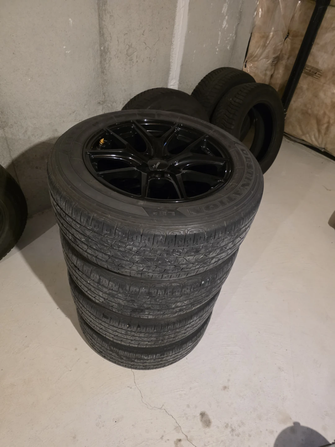 Set of 4 Gloss Black Alloy Wheels - photo 2