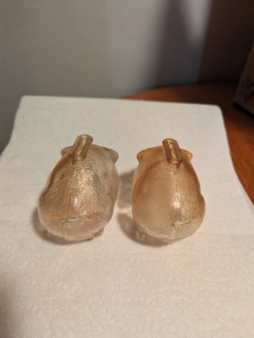 Set of 2  Vintage Glass Piggy Banks - photo 2