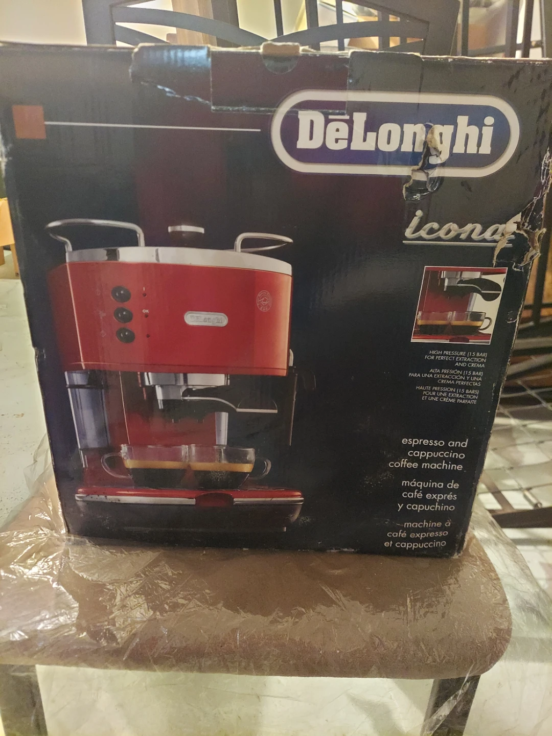DeLonghi Icona Red Espresso and Cappuccino Coffee Machine