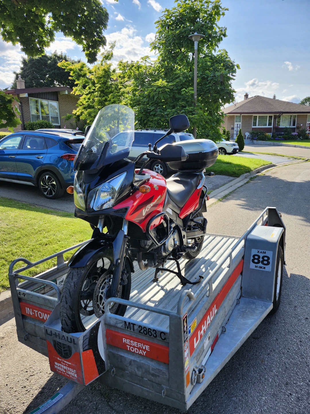 Red 2006 Suzuki V-Strom DL650cc Motorcycle - photo 5