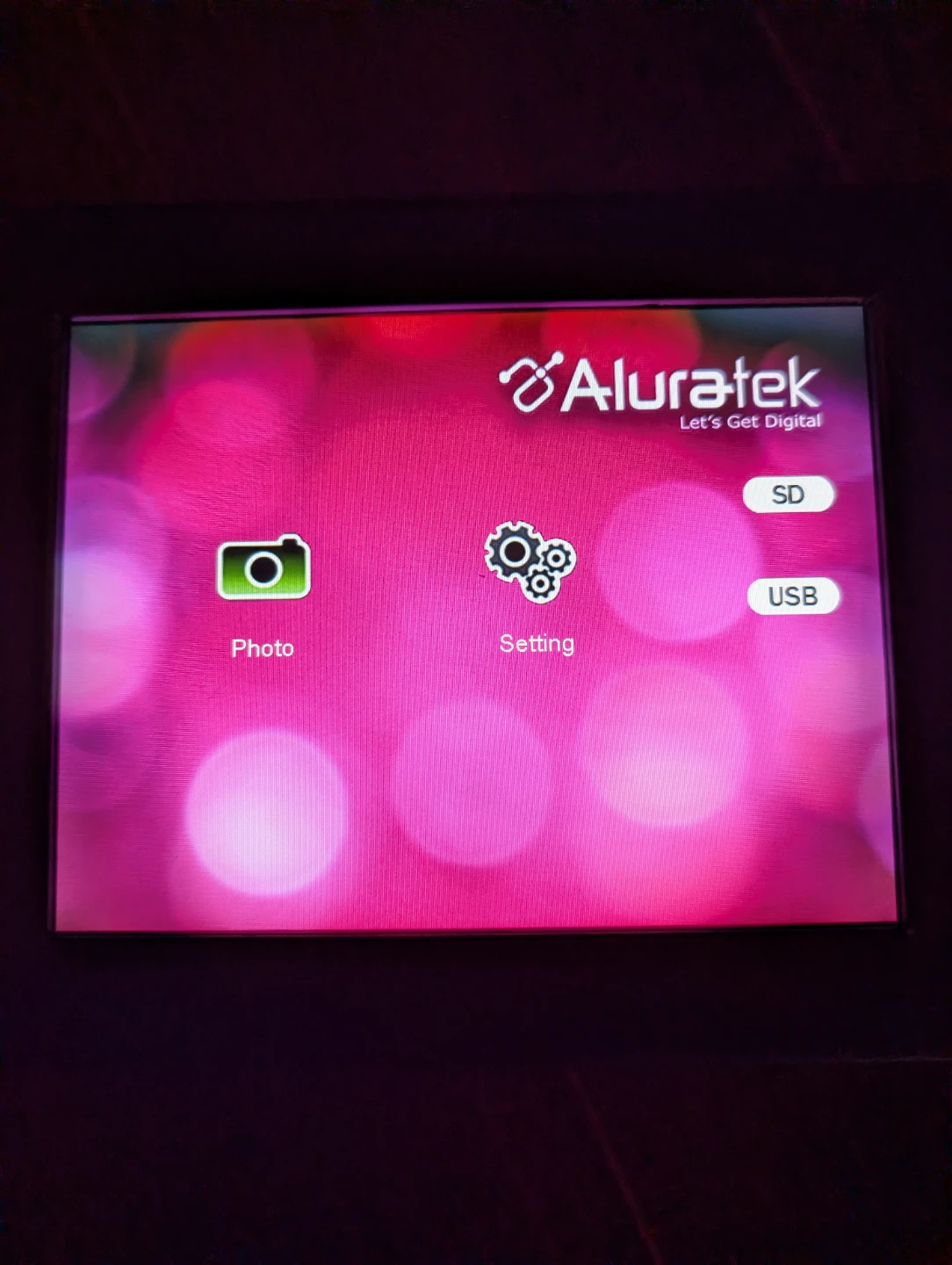 Aluratek 8" Digital Photo Frame
