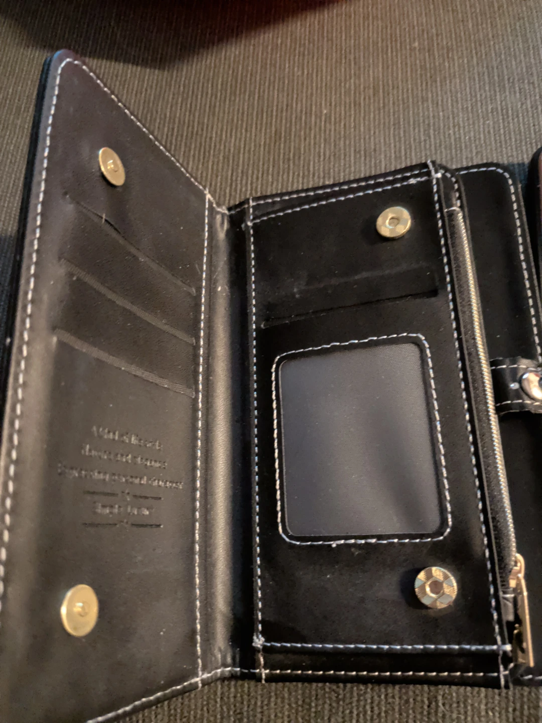 Google Pixel 8 - photo 2