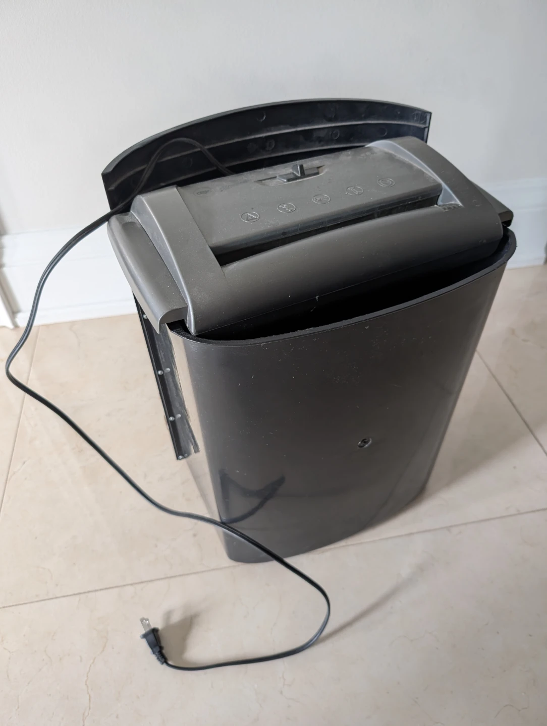 GBC Shredmaster SC60 Crosscut Paper Shredder