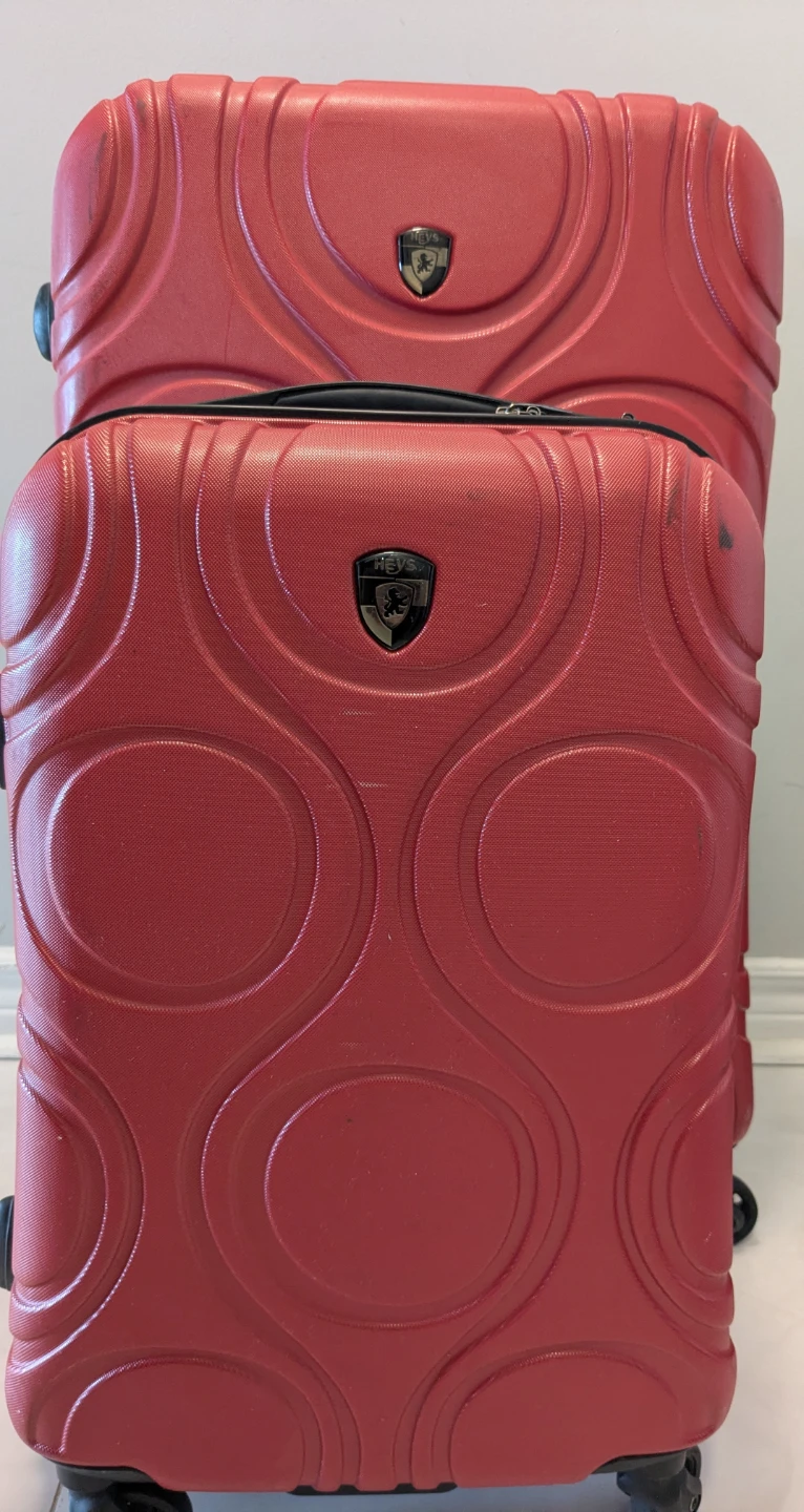 Heys Red Spinner Luggage Set