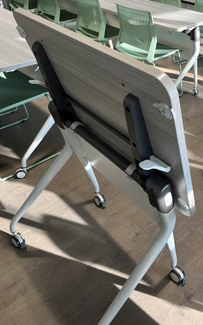 Folding Table with Wheels - photo 2