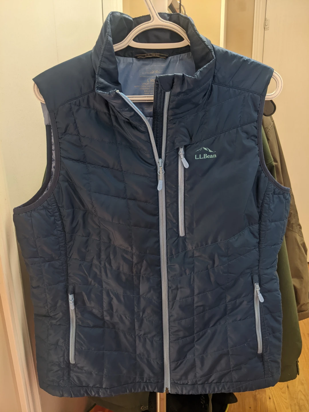 L.L.Bean Puffer Vest - photo 2