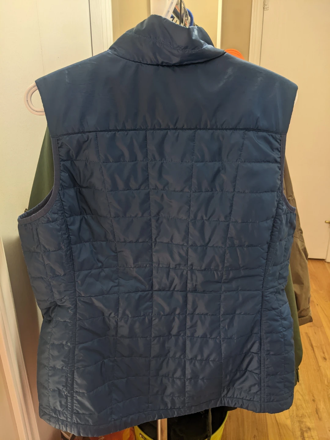 L.L.Bean Puffer Vest - photo 3