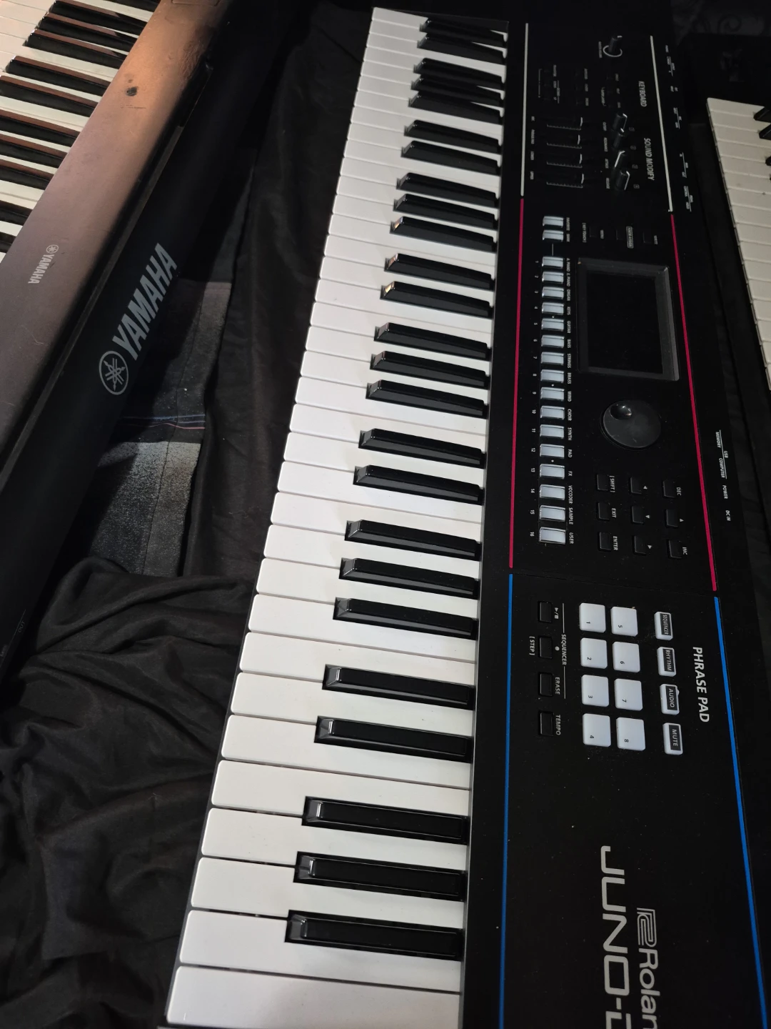 Roland JUNO-D Synthesizer Keyboard - photo 2