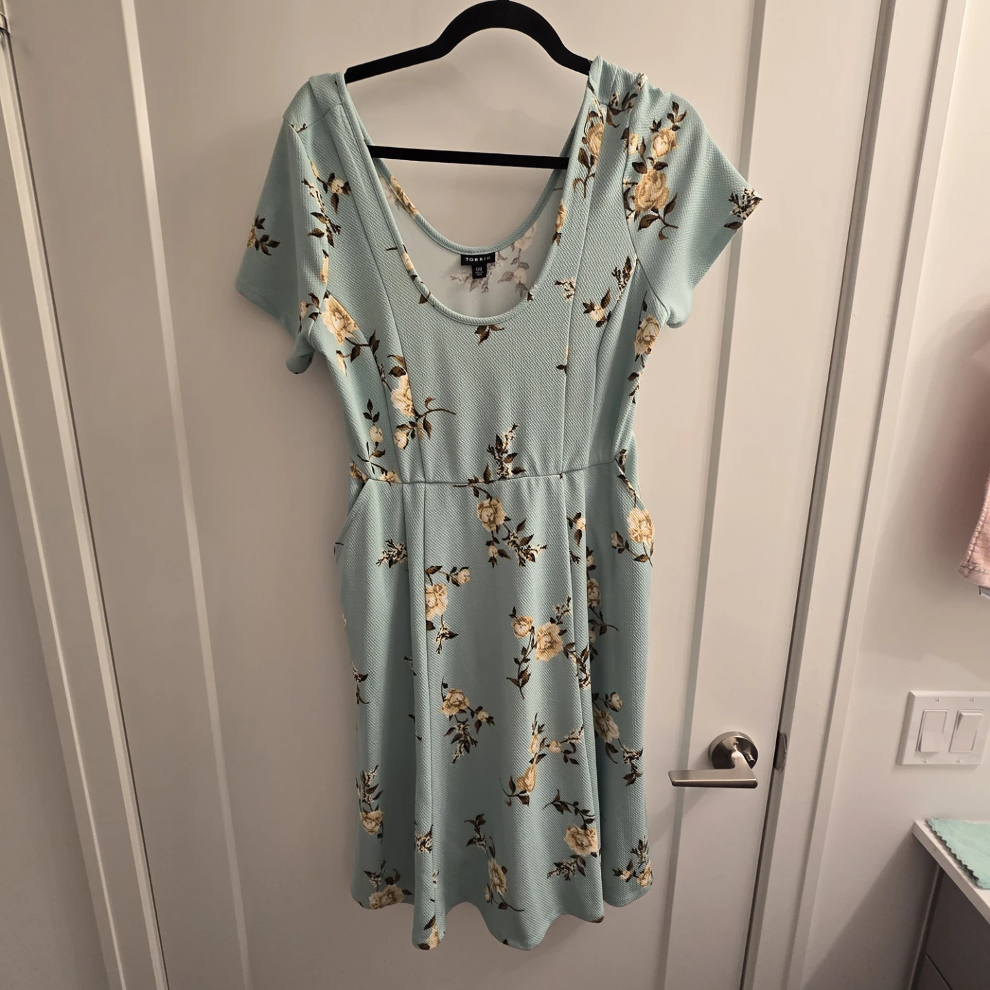 Torrid Light Blue Floral Dress Size 00