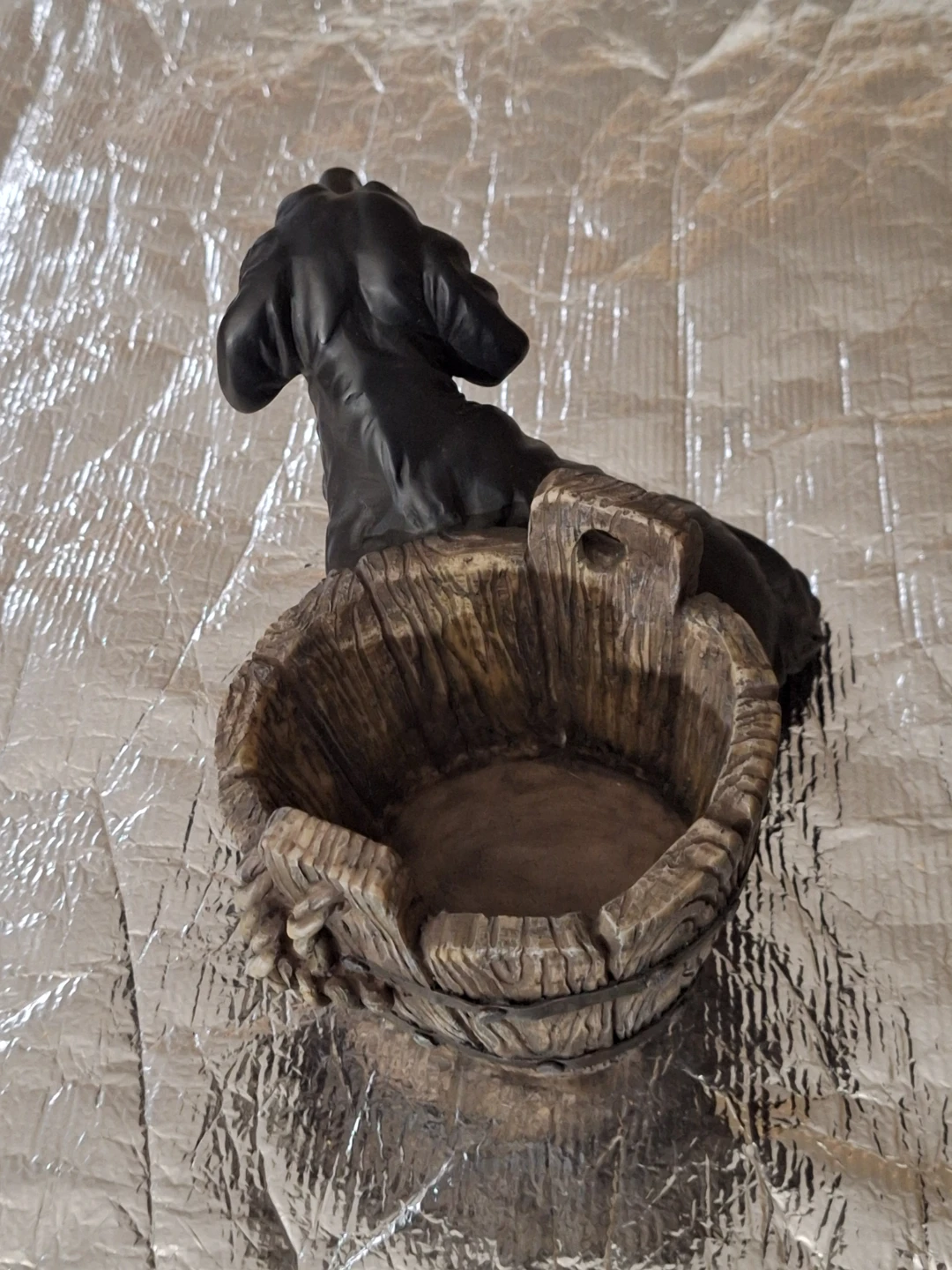 Dog with Wooden Bucket Figurine - photo 2