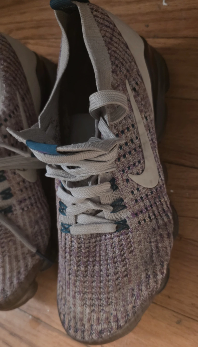 Preowed Nike Vapormax Flyknit 3 Running Shoes