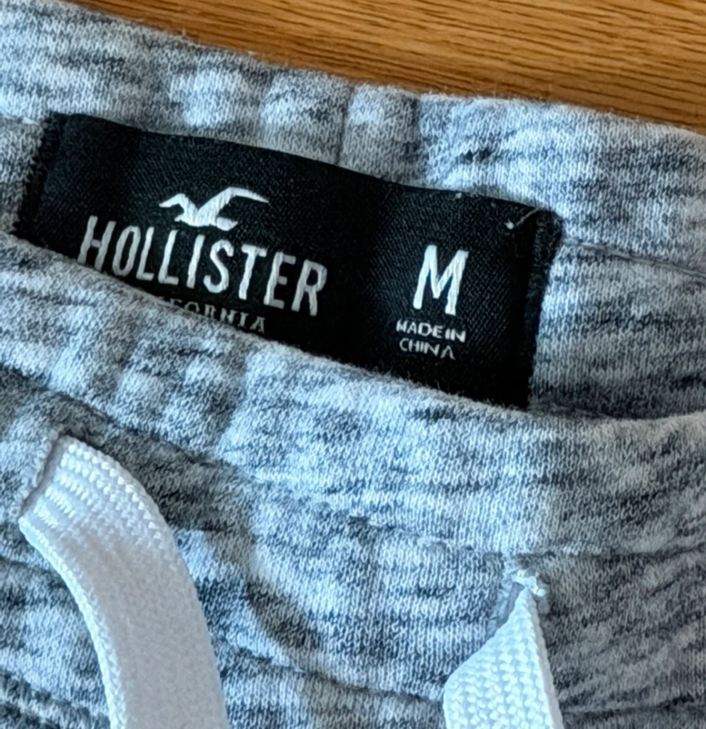 Hollister Grey Joggers - Size M - photo 2