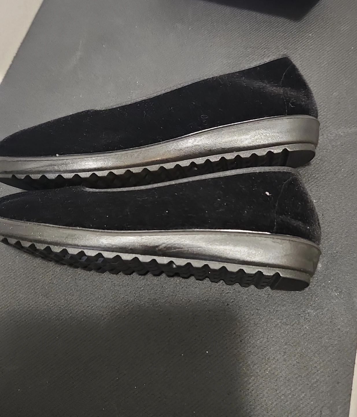 Black Velvet Ballet Flats - photo 3