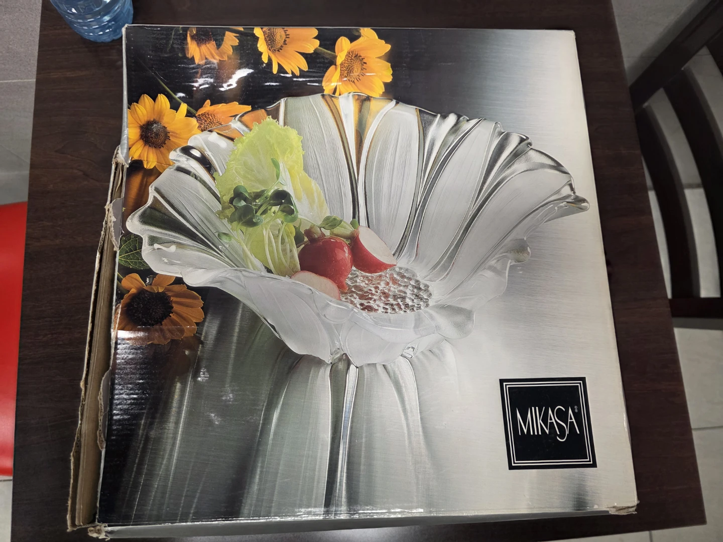 Mikasa Sunflower Frost Serving Bowl 13 1/4"