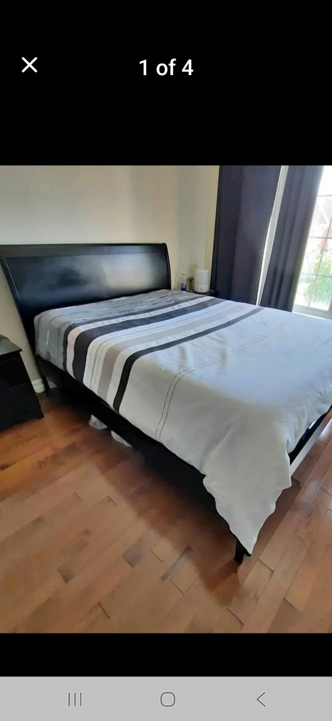 Queen bed -Wood