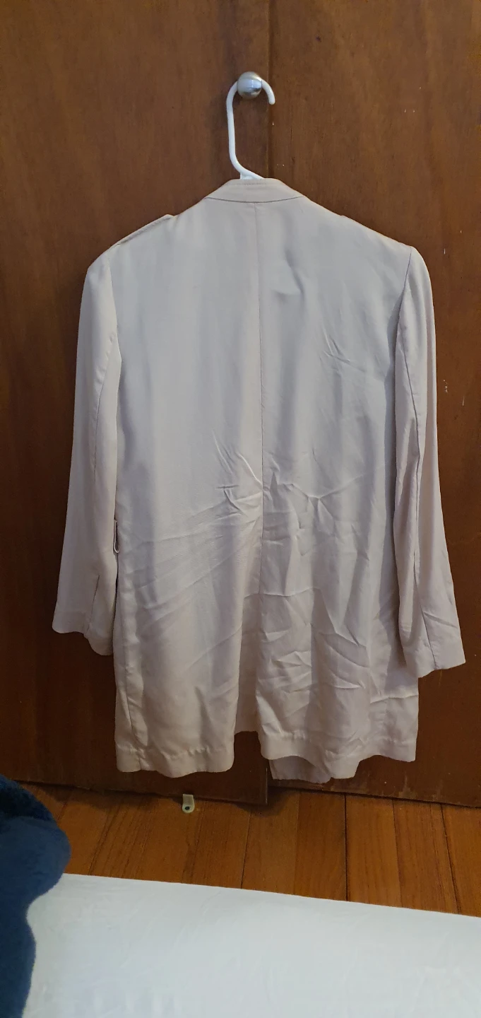 Light Beige Summer Trench Coat - photo 2