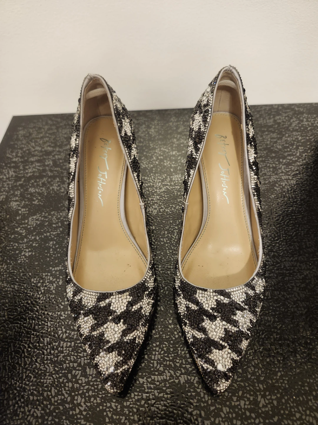 Betsey Johnson Houndstooth Heels - photo 4