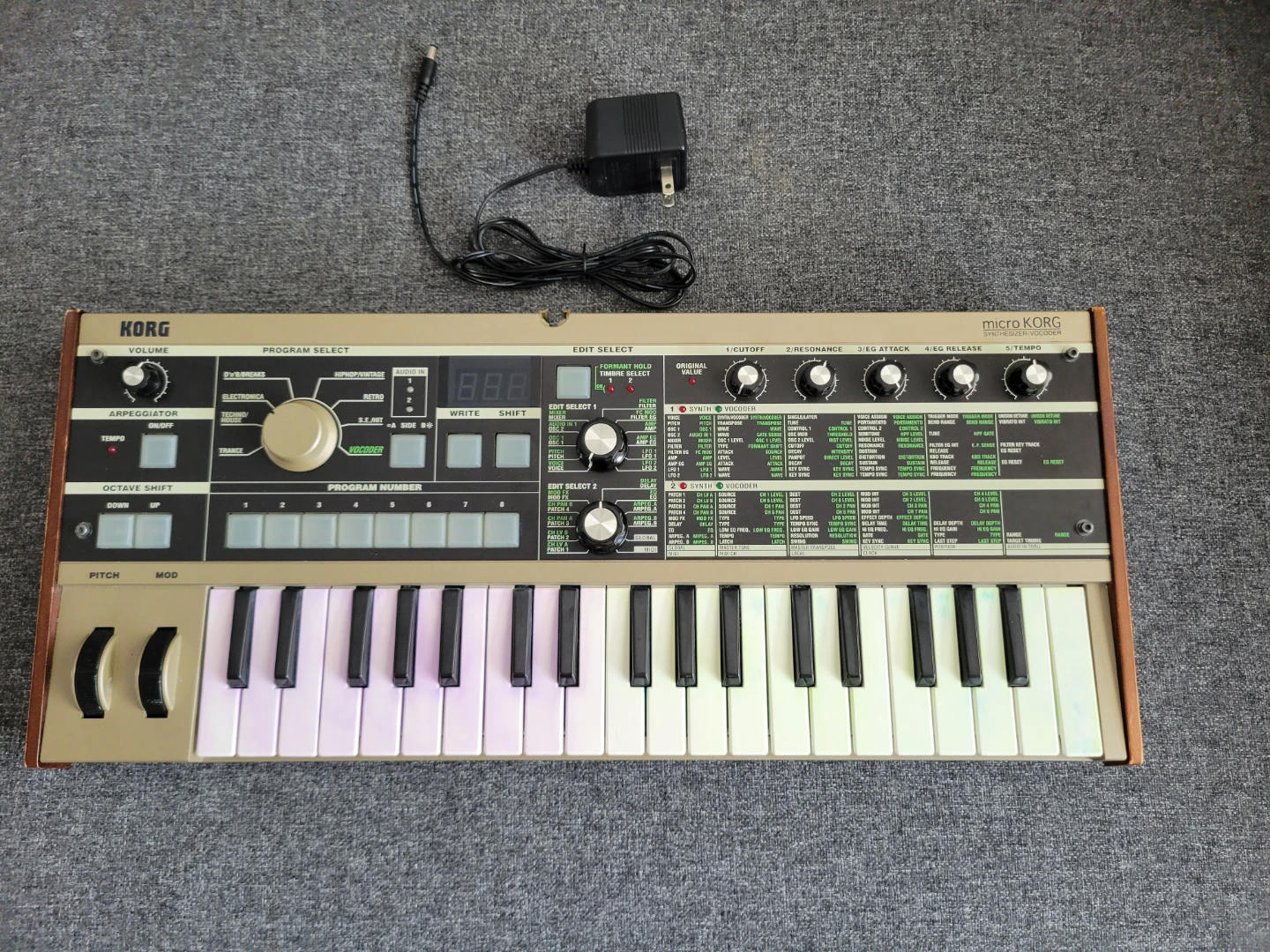 Korg microKORG Synthesizer Vocoder