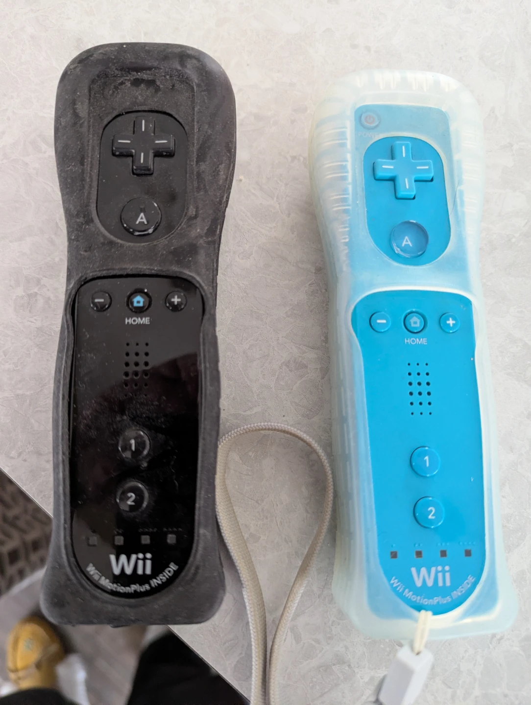 Nintendo Wii Console Bundle with Controllers - photo 2