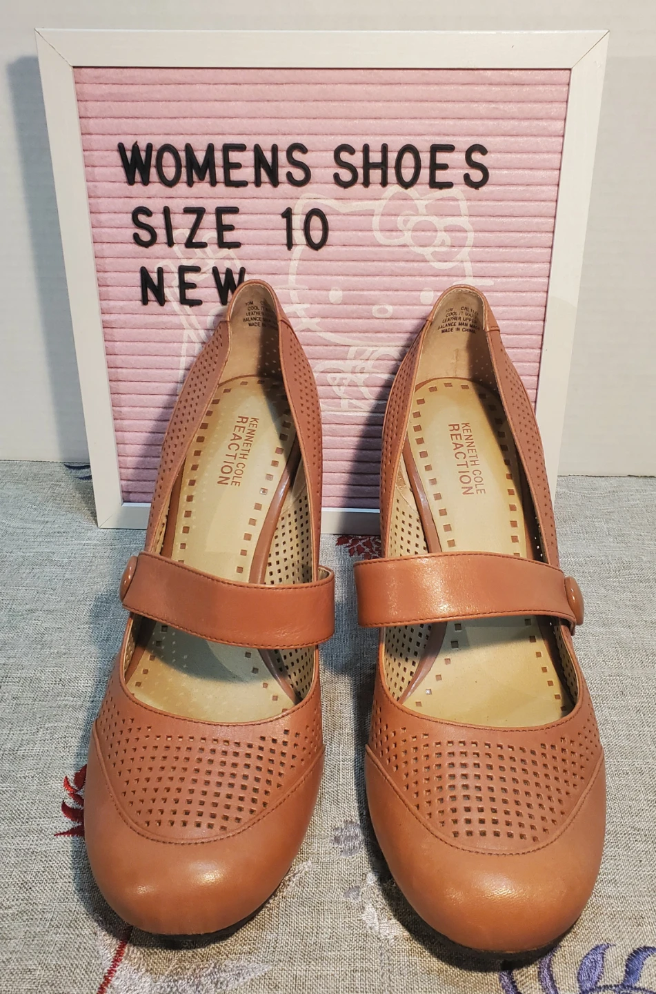 Kenneth Cole Reaction Womens Perforated Wedge Shoes - Size 10 - photo 2