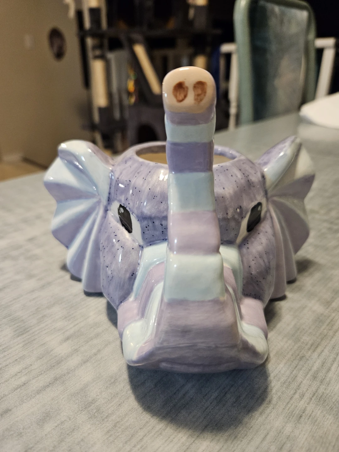 Elephant shaped ceramic planter 🧡