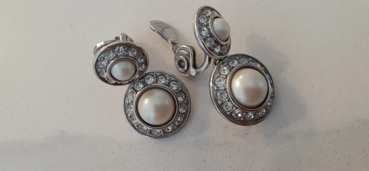 Gorgeous pearl and diamond set - photo 4