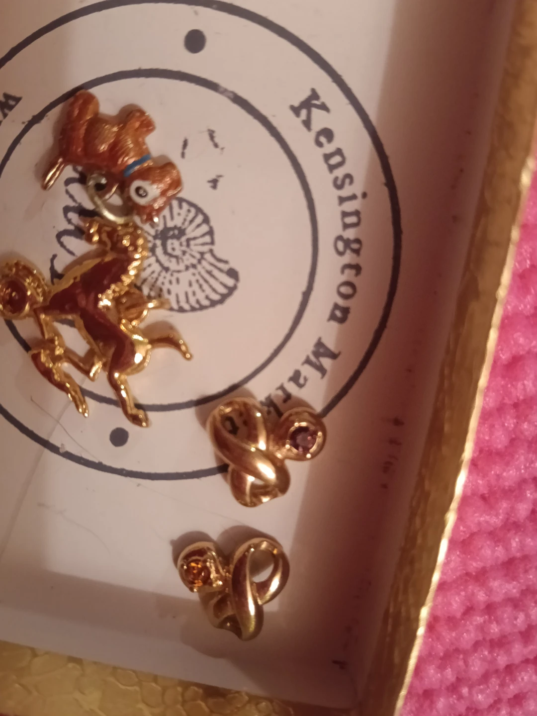 Kensington Mark Charm Set