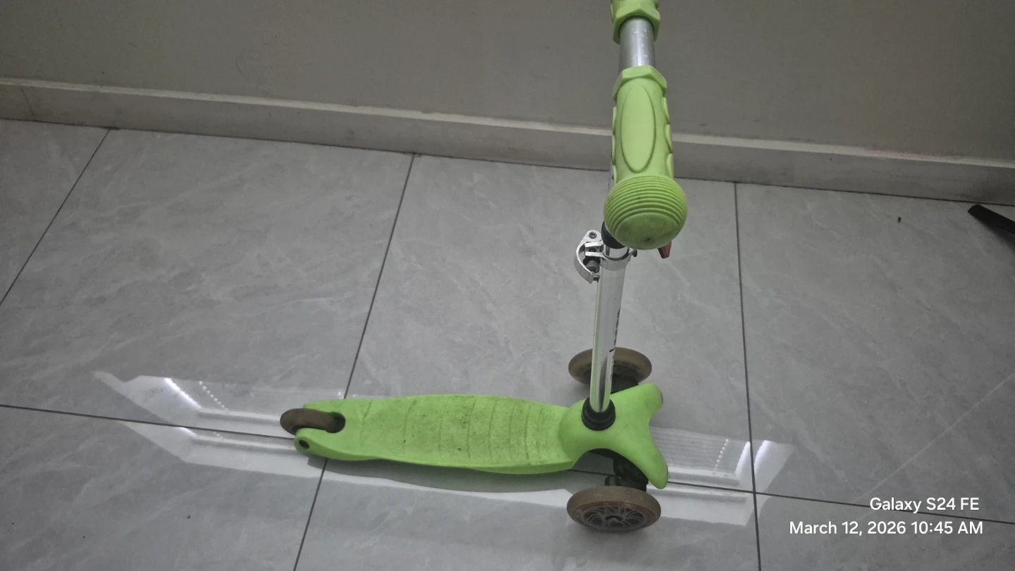 Kids 3-Wheel Scooter - Green - photo 2
