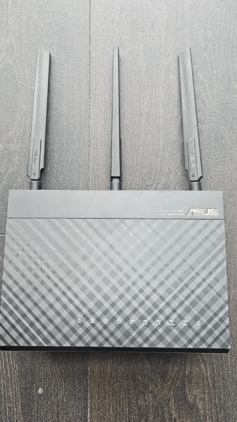ASUS AC1900P Dual Band Gigabit Router
