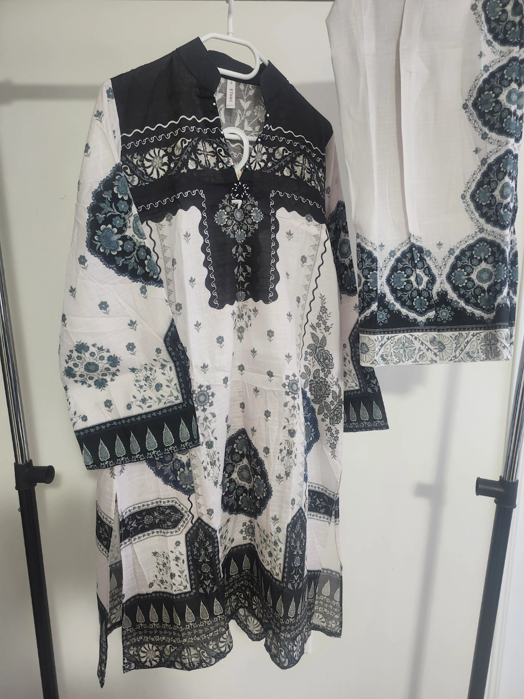 Ethnic Print Kurta and Pants Set - photo 2