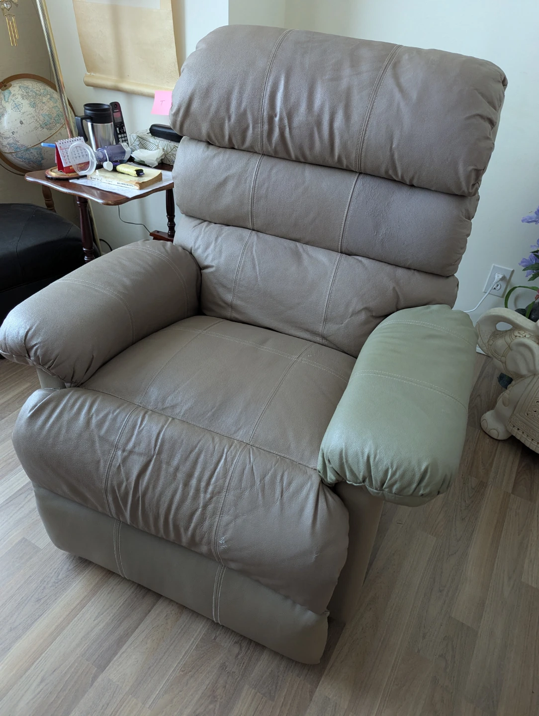 Comfortable Recliner Chair