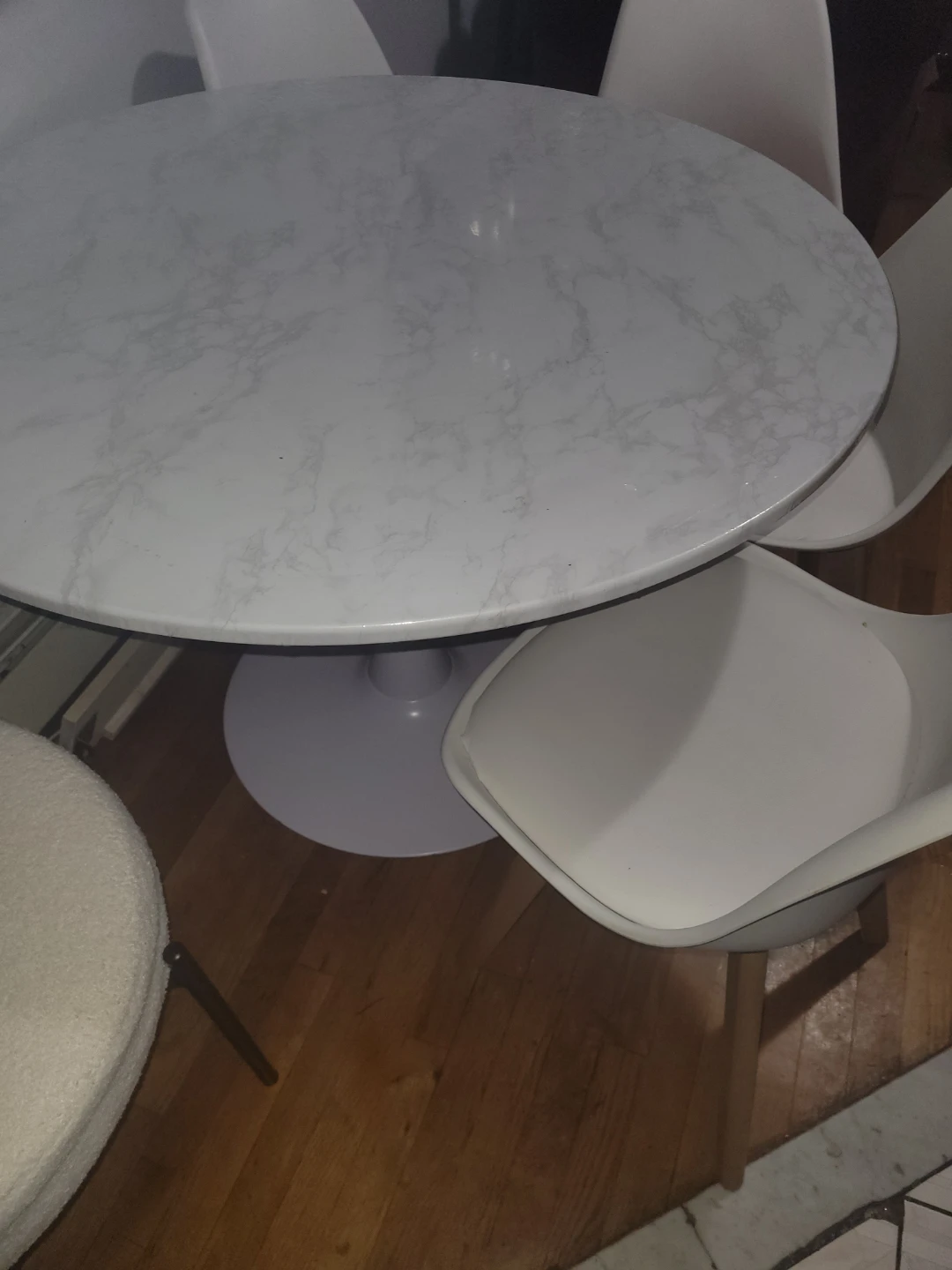 White Tulip Style Dining Table with Chairs