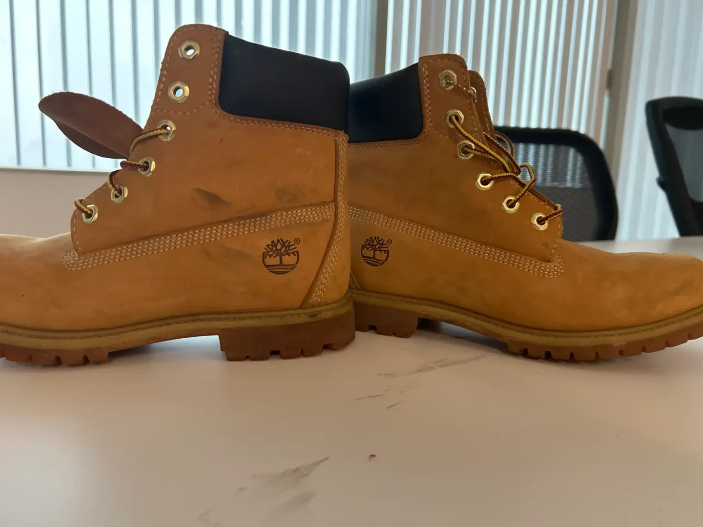 Timberland Classic Wheat Boots Women's size 9
