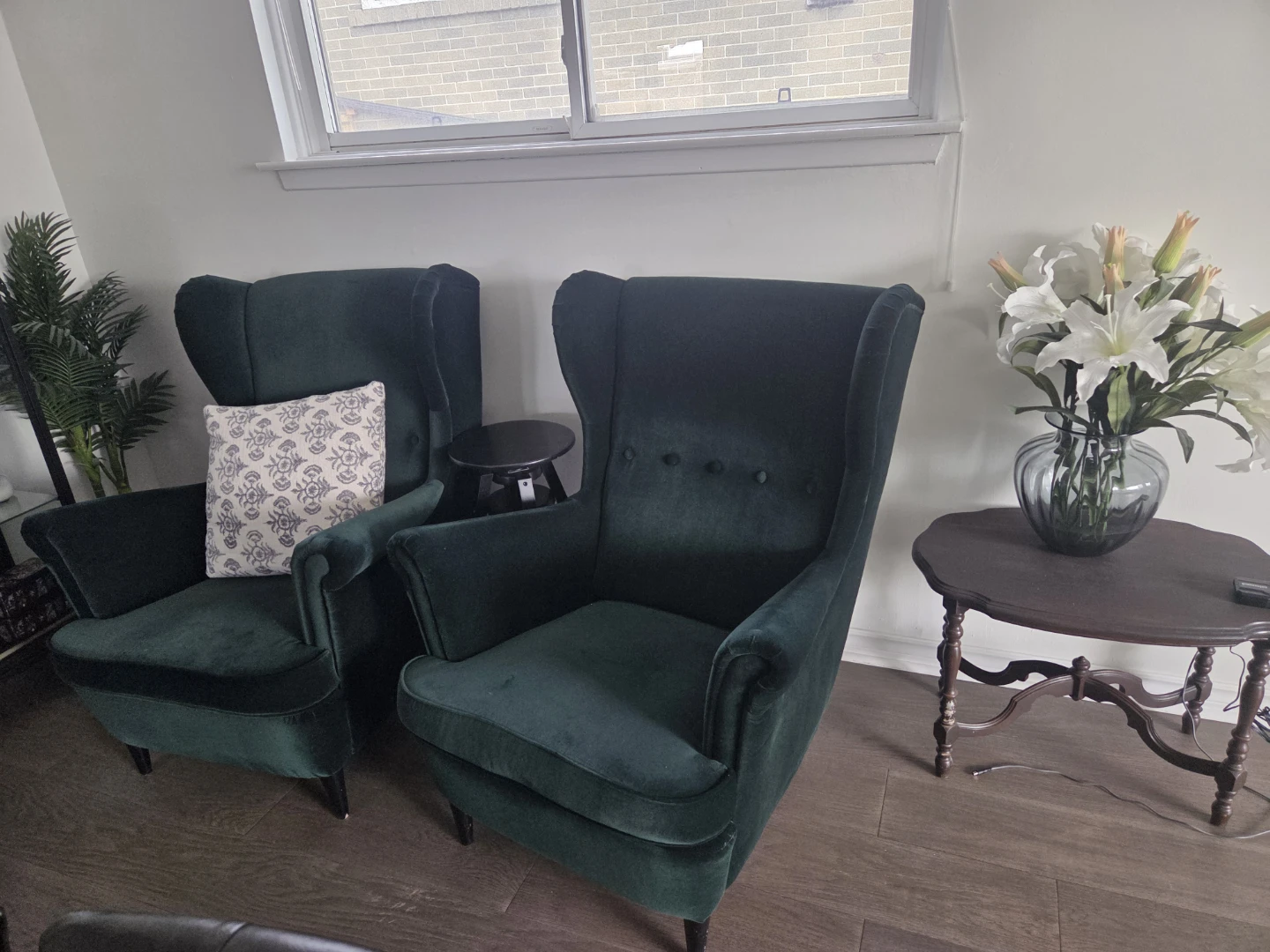 1 Velvet Wingback Accent Chair - Hunter Green - photo 5