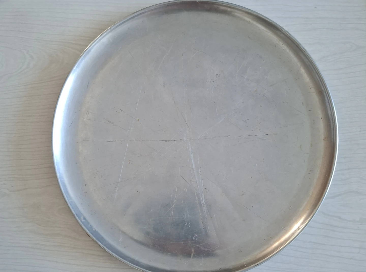 Round Metal Baking Tray