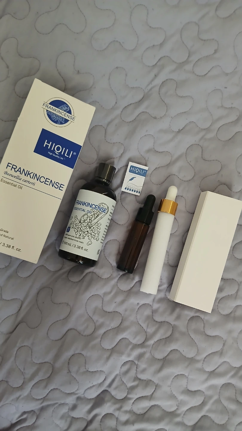 HIQILI Frankincense Essential Oil - 100 mL