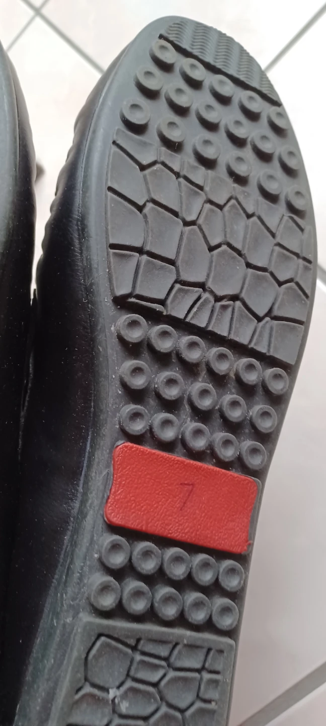 Lee Cooper Black Loafers - Size 7 - photo 3