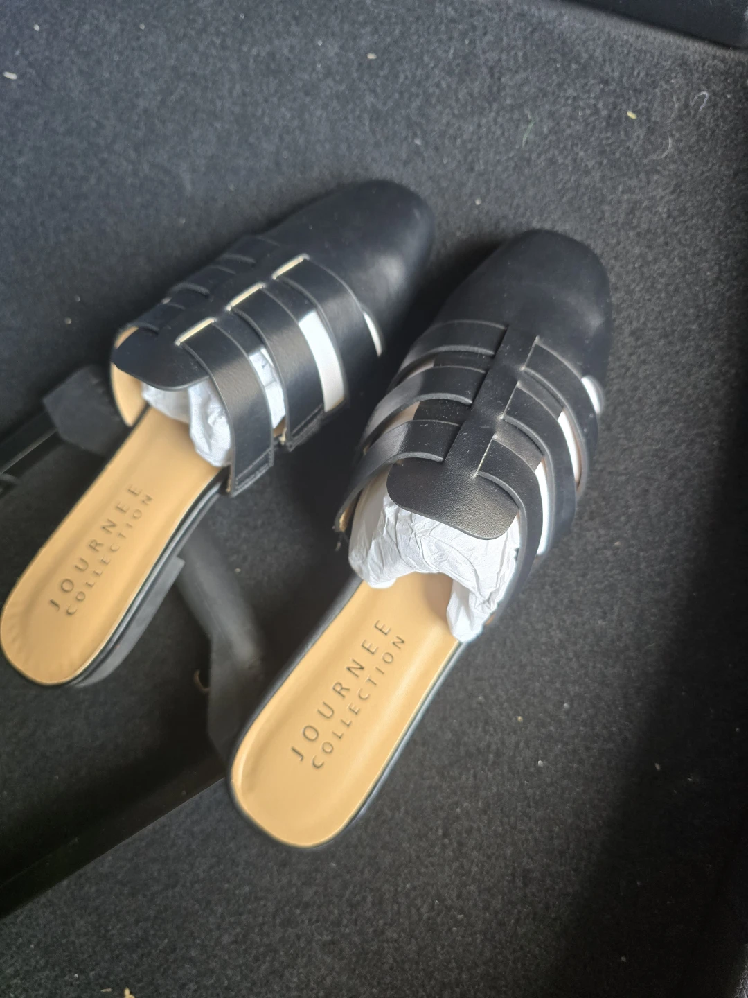 Journee Collection Black Woven Mule Flats - Size 7.5