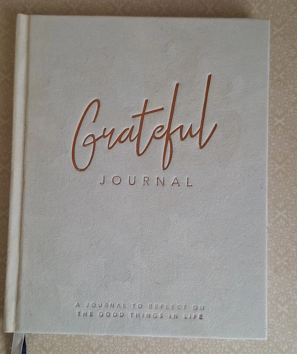 Super Attractor book with Guided Journals & NEST candle - photo 5