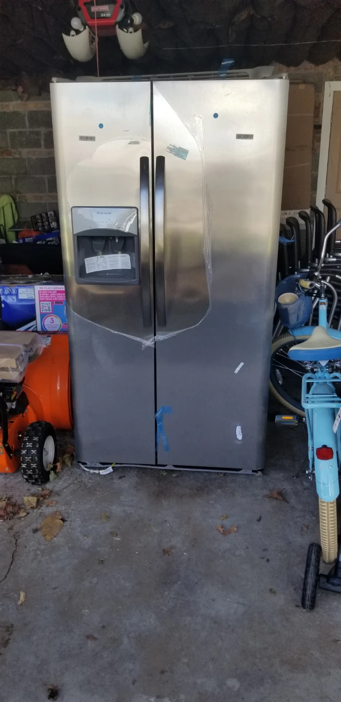 Frigidaire Stainless Steel Refrigerator - photo 3