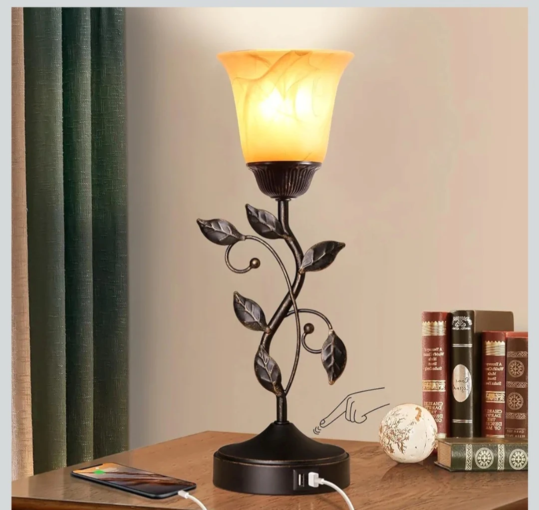 Vintage Style Table Lamp with USB Ports & Touch Control - photo 2