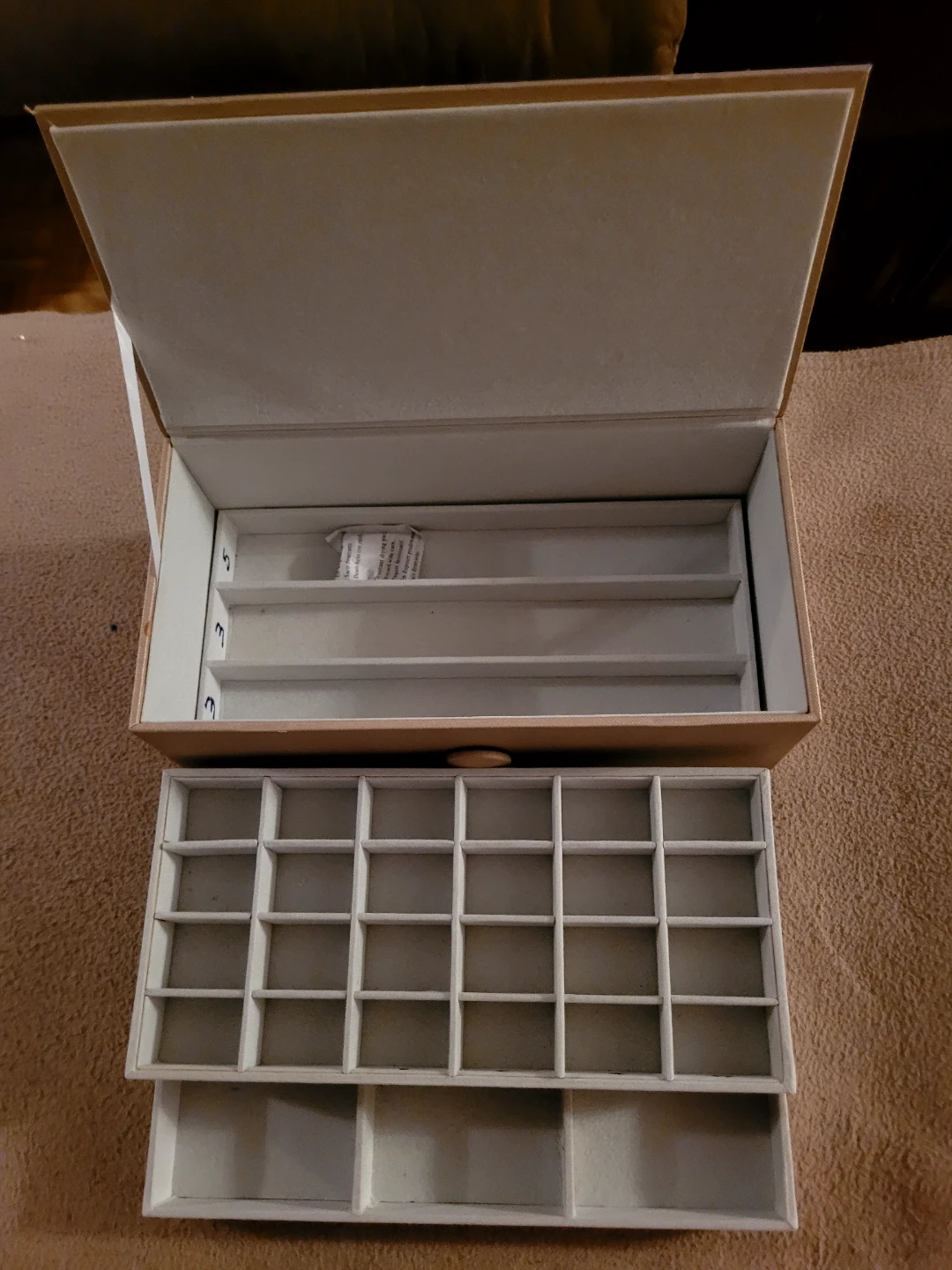 Tan Jewelry Organizer Box🧡 declutter - photo 3