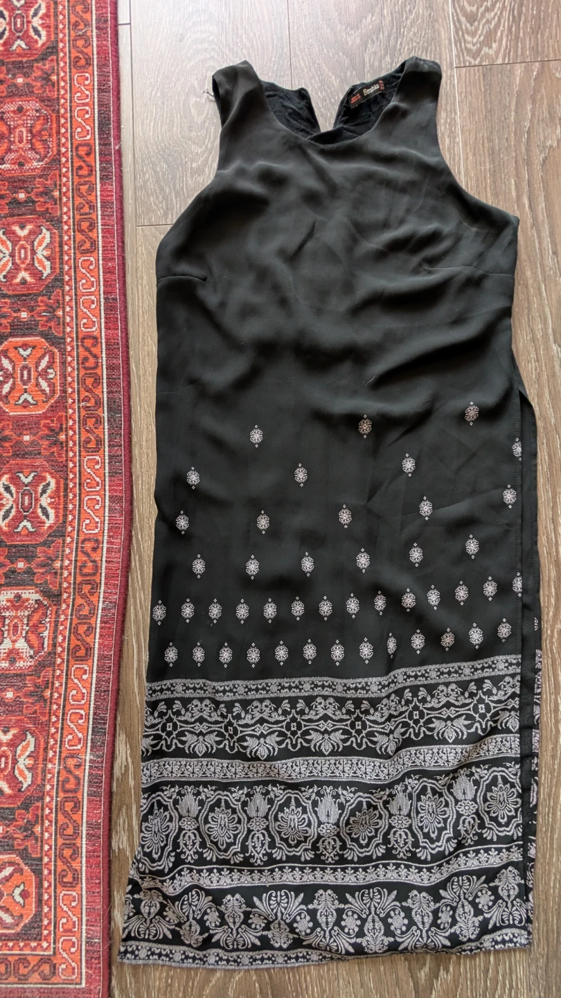 Bershka Black Sleeveless Blouse with Split back